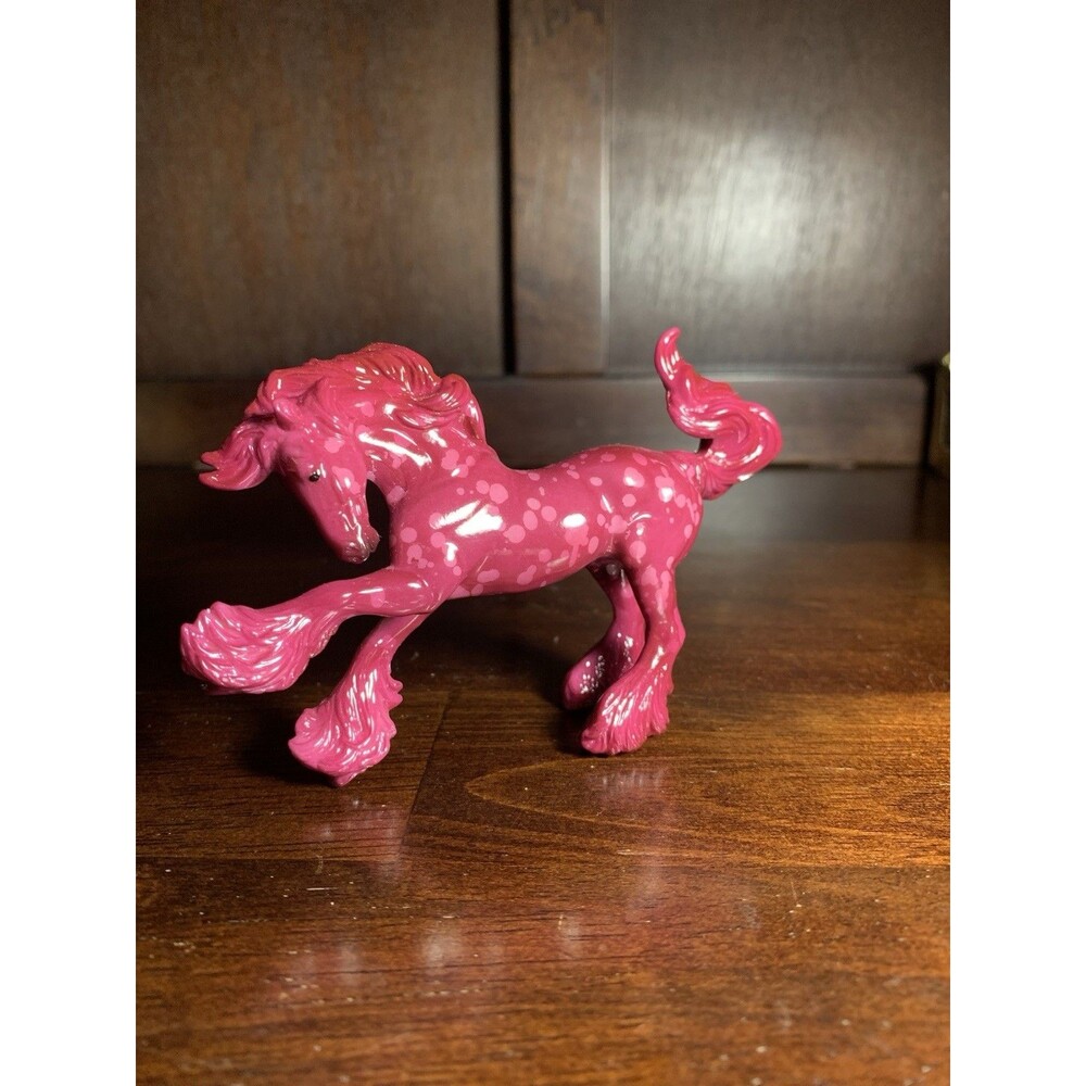 Breyer TSC 2025 Stablemate Blind Bag 7 Rare Chase Cranberry Red Gypsy Vanner